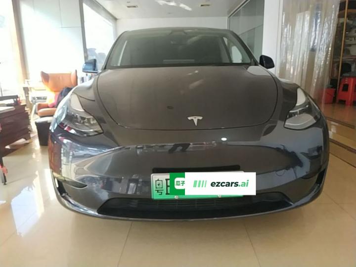 Model Y 2024 RWD photo 2