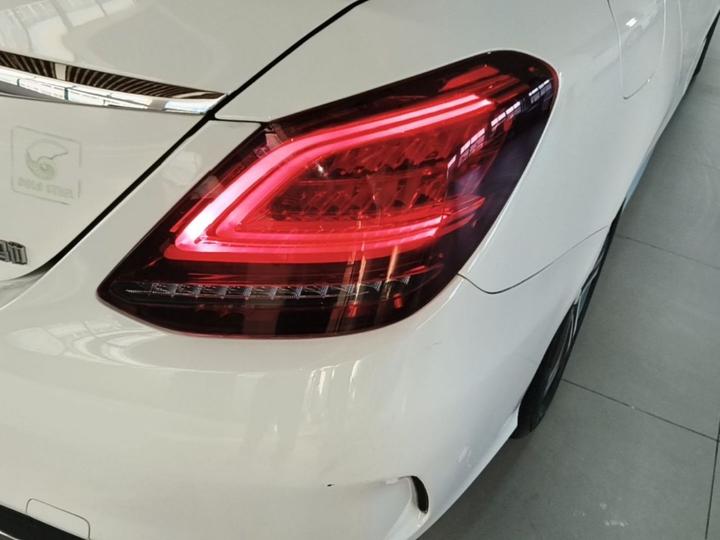 C-Class 2019 C 260 L Sport photo 7