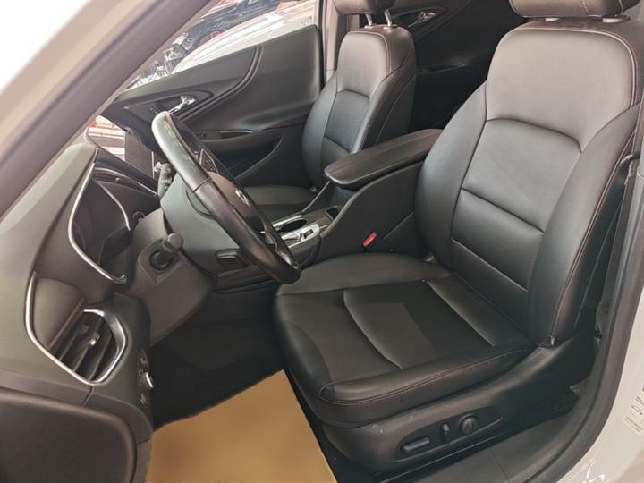 Malibu XL 2022 Redline 550T AT photo 6