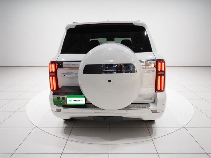 500 EV 2026 Hi4-T Smart photo 5
