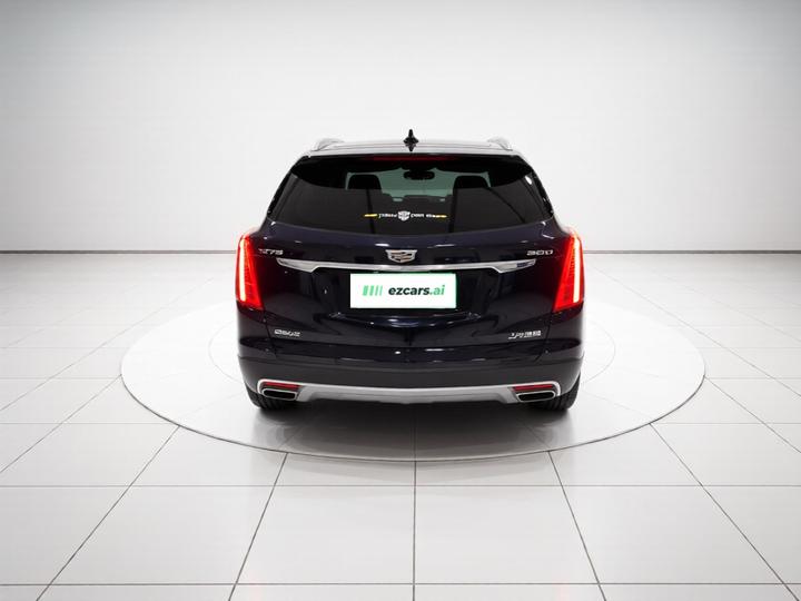 XT5 2020 28T Luxury photo 5