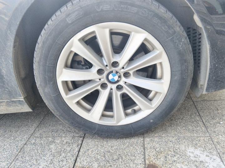 5 Series 2017 520Li photo 8