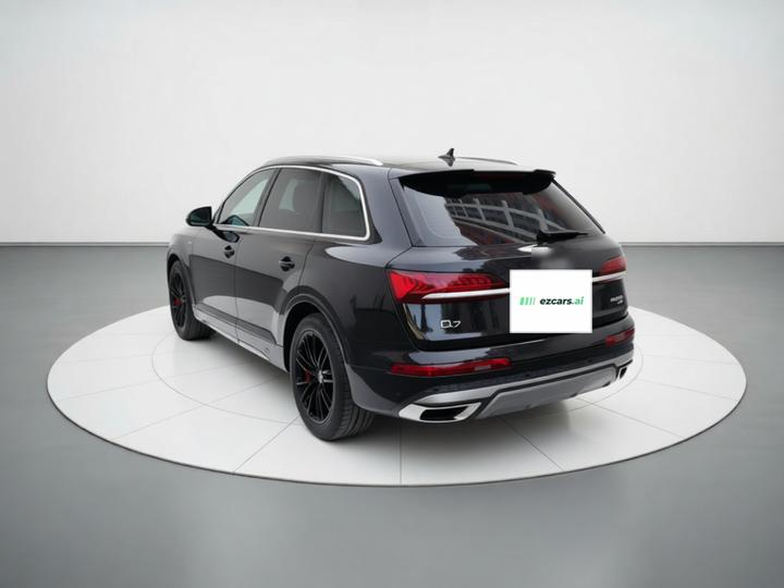 Q7 2024 45 TFSI quattro S line photo 4