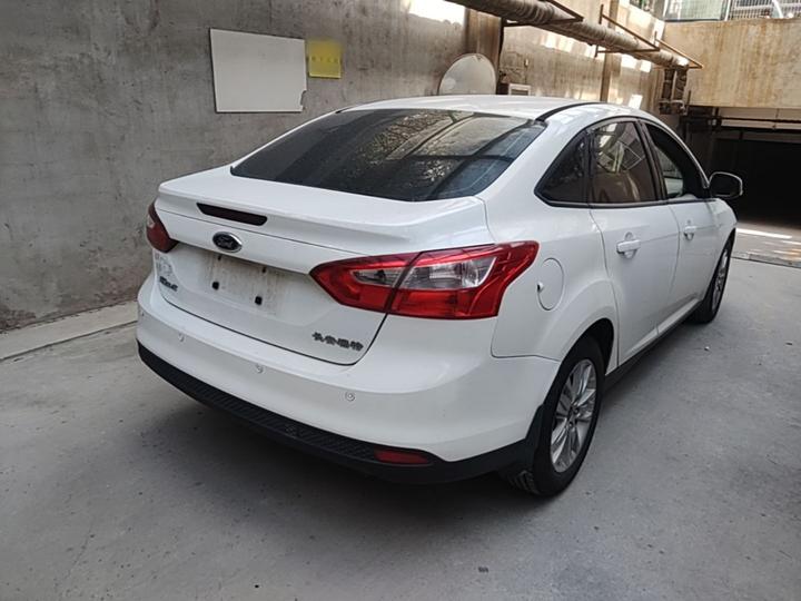 Focus 2012 Sedan 1.6L AT Comfort photo 6