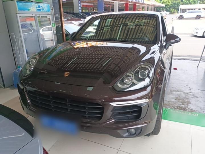 2015 Cayenne 3.0T photo 2