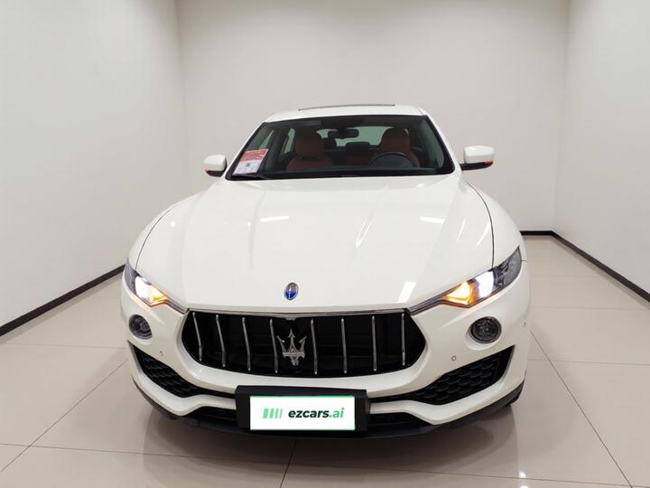 Levante 2018 3.0T Classic photo 2