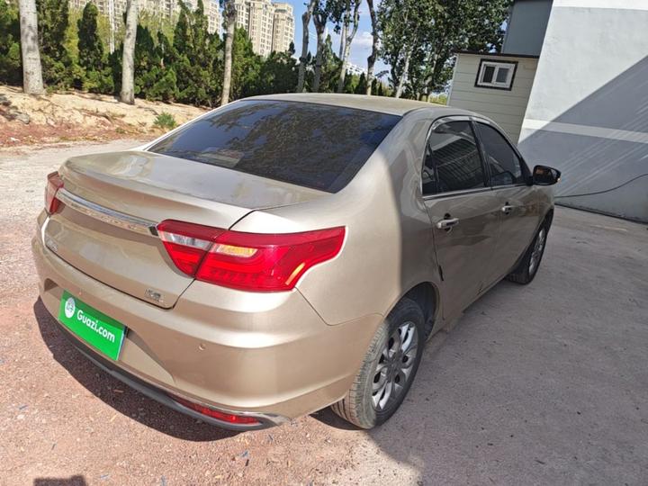 Vision 2018 1.5L MT photo 6