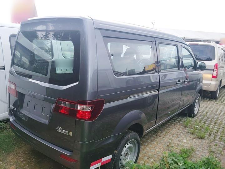 Jinbei Hiace M Classic 2024 1.5L Bus 5-Seater photo 4