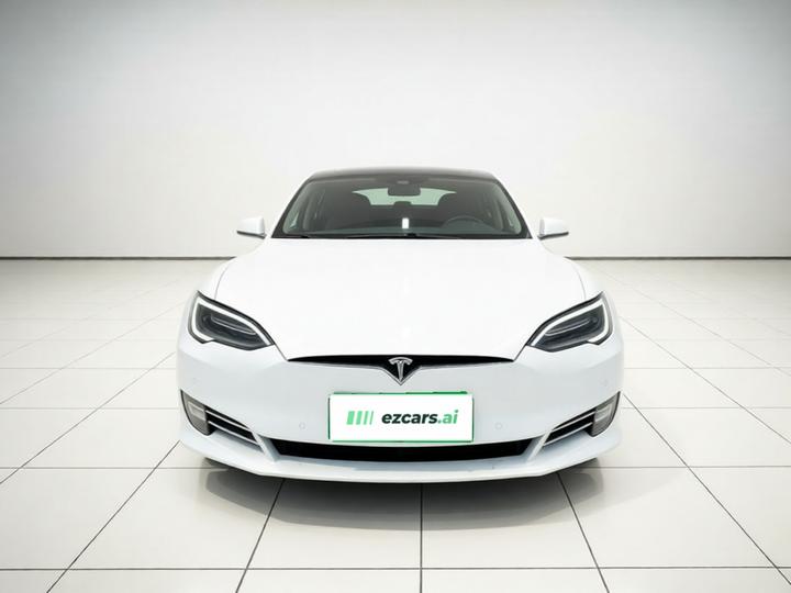 2017 Model S 75D Standard Range photo 2