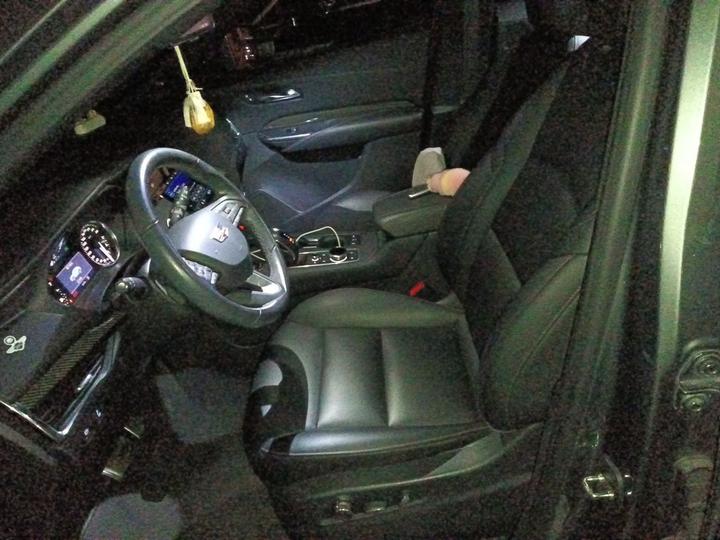 XT4 2018 28T AWD Leading Sport photo 7