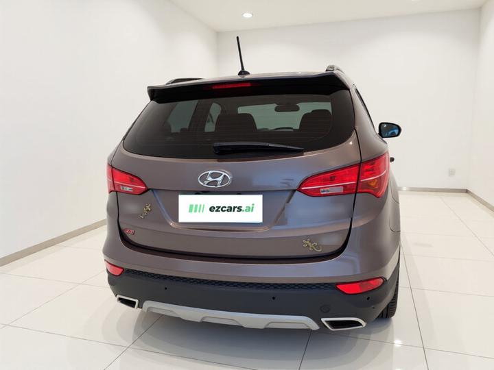 Santa Fe 2015 2.4L AT AWD Smart 5-Seater photo 5