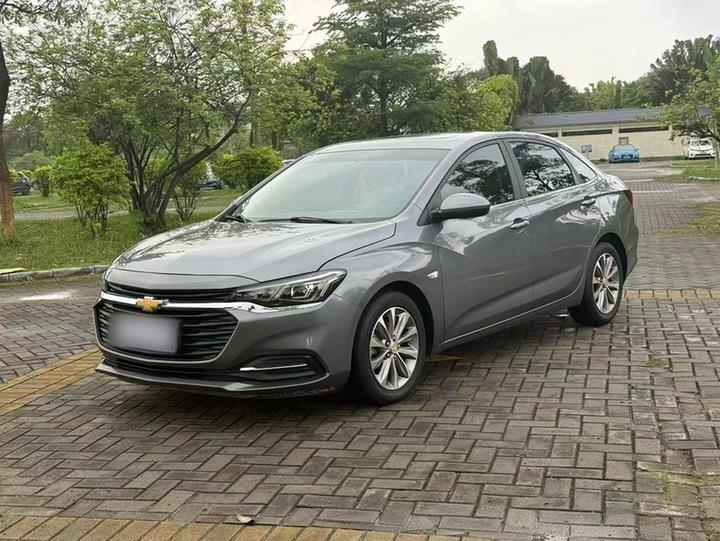 Cruze 2022 320 AT