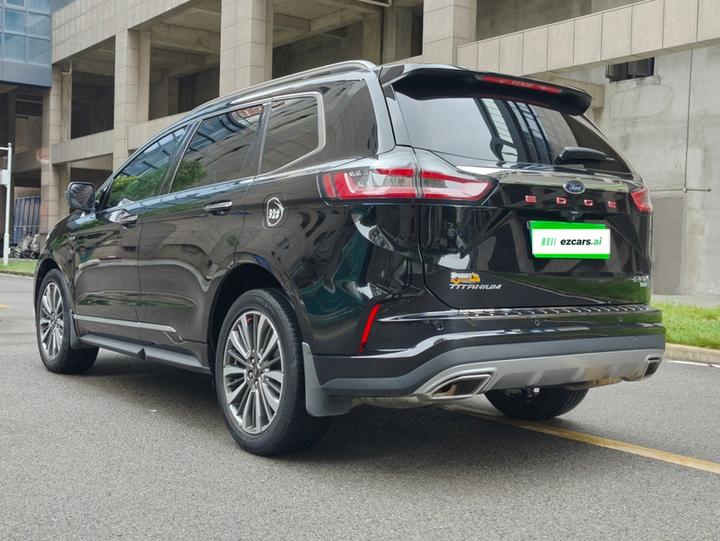 Edge 2021 PLUS EcoBoost 245 RWD 7-Seater photo 4
