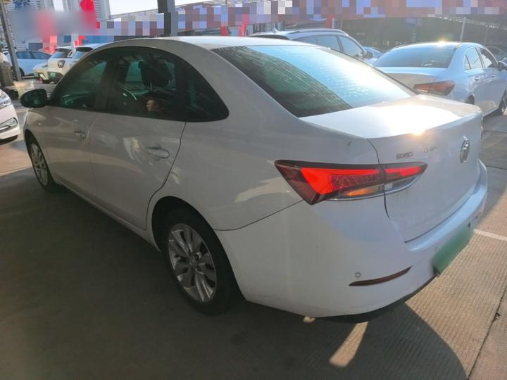 Excelle 2021 Facelift Classic 1.5L AT Elite photo 4