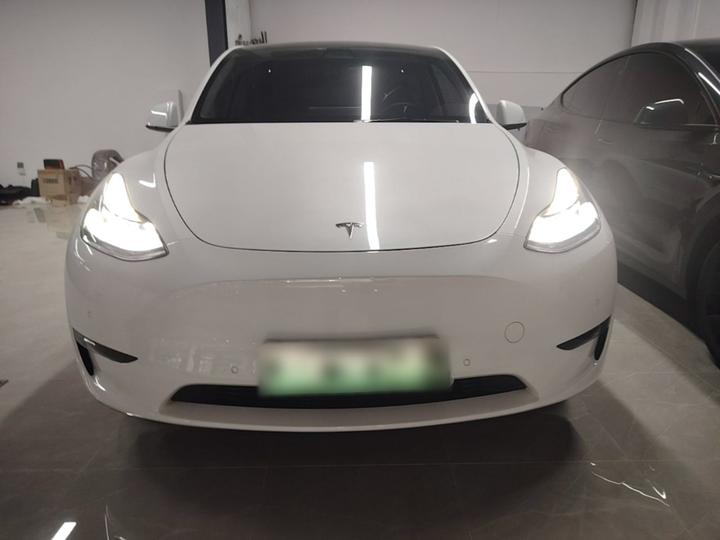 Model Y 2021 Long Range AWD 3D7 photo 2