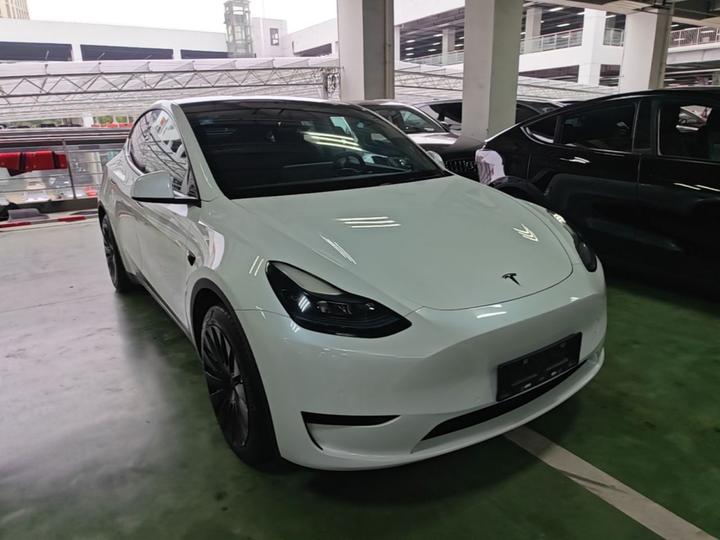 Model Y 2022 Facelift RWD photo 3
