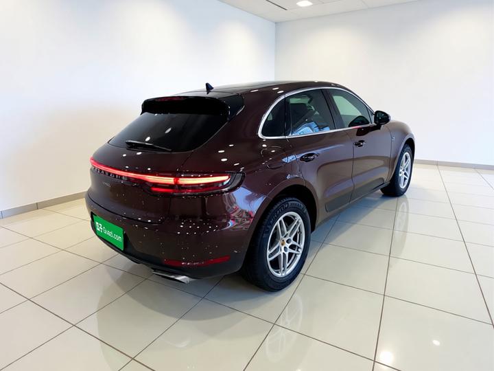 2018 Macan 2.0T photo 4