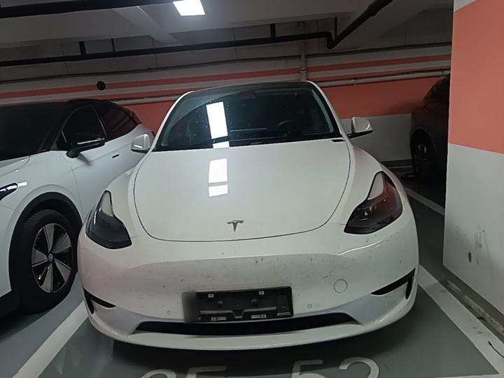 Model Y 2022 RWD photo 2