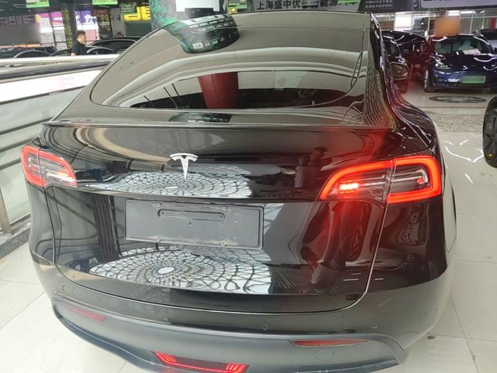 Model Y 2022 RWD photo 3