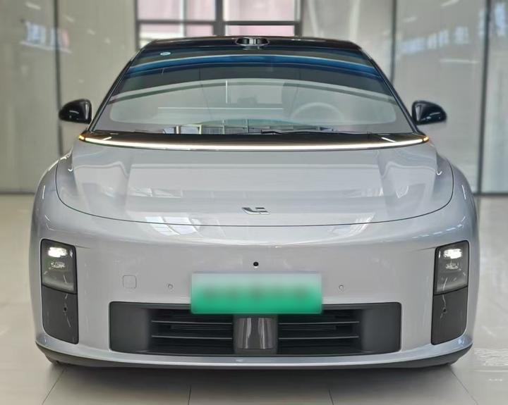 Li Auto i6 2025 AWD Standard photo 2
