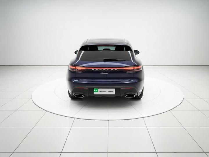 2022 Macan 2.0T photo 3