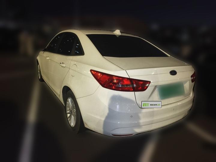 Escort 2017 Facelift 1.5L AT Comfort photo 4