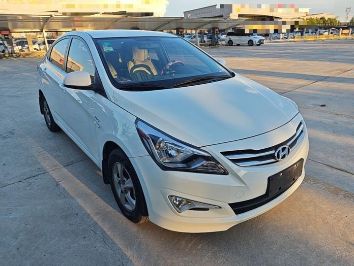 Verna 2014 1.4L AT Smart GLS photo 3