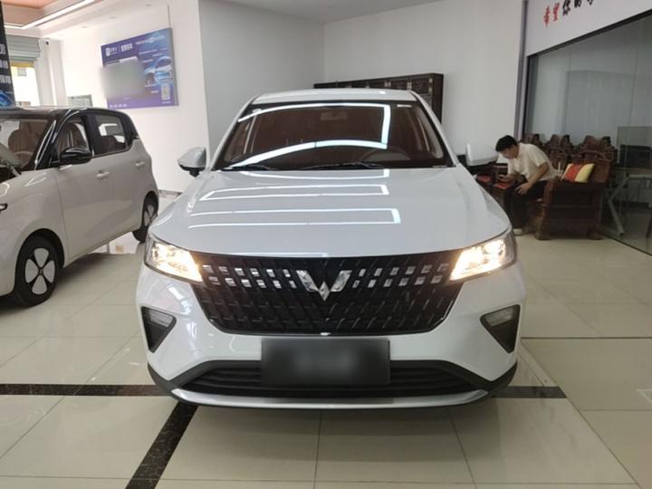 Wuling 2022 1.5L MT photo 2