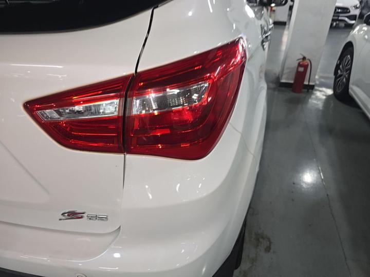 CS35 2017 1.6L AT Luxury photo 7