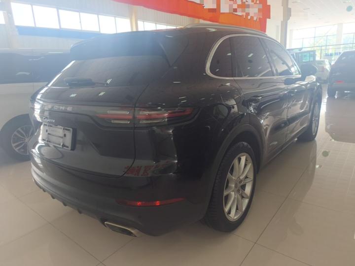 2018 Cayenne 3.0T photo 4