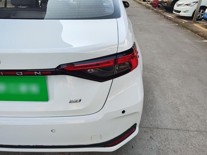 2022 2.0L Elite photo 7