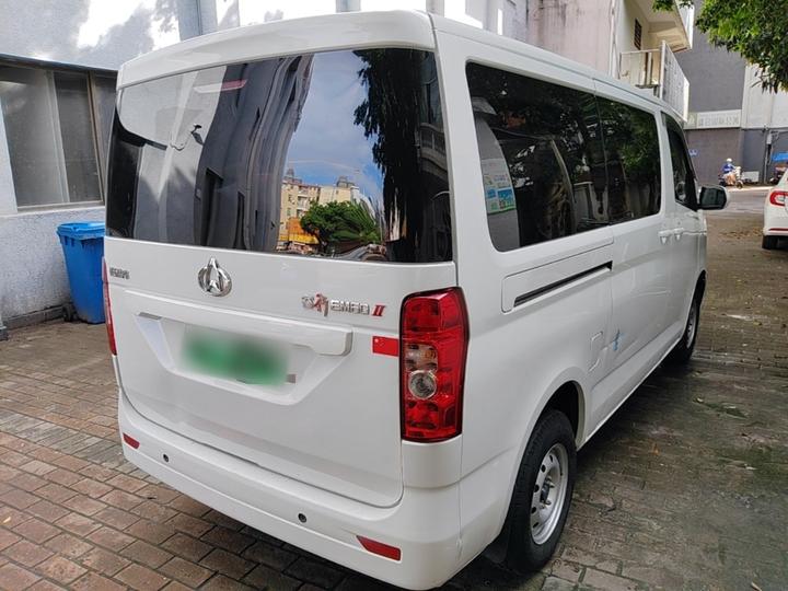 Changan EM60 2025 Comfort 6-Seater 300km photo 4