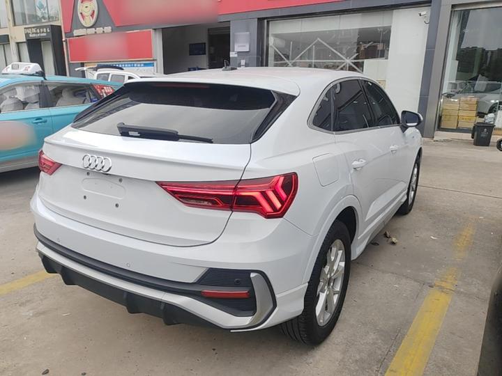 Q3 Sportback 2020 35 TFSI Progressive photo 6