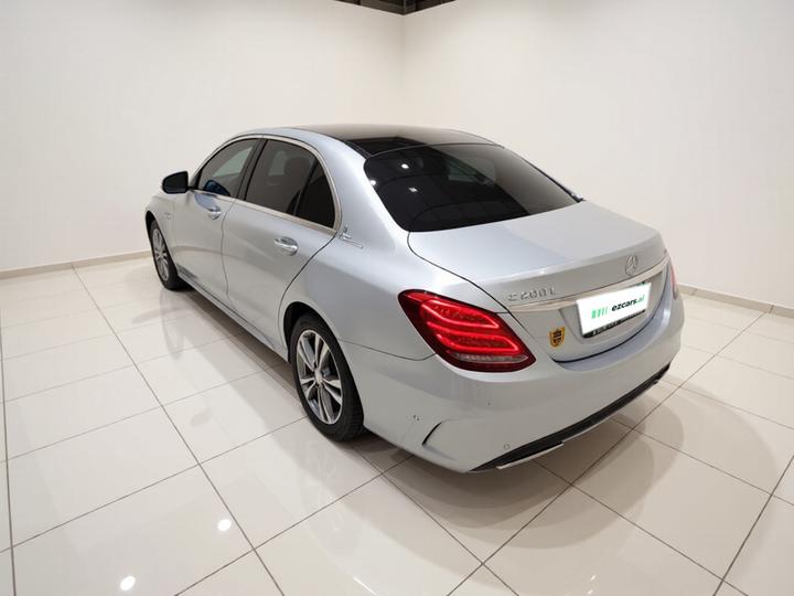 C-Class 2015 Facelift C 200 L Sport photo 4