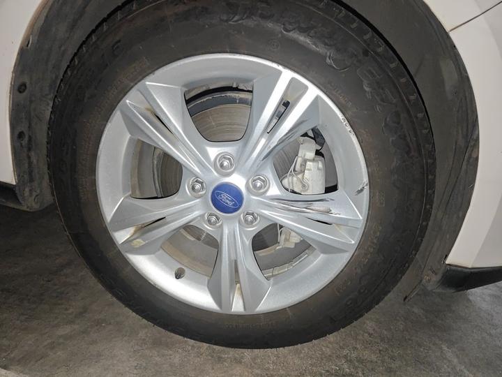 Focus 2015 Sedan 1.6L MT Comfort photo 8