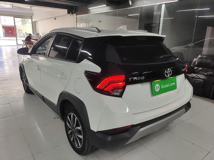 YARiS L 2022 1.5L CVT Luxury PLUS photo 4