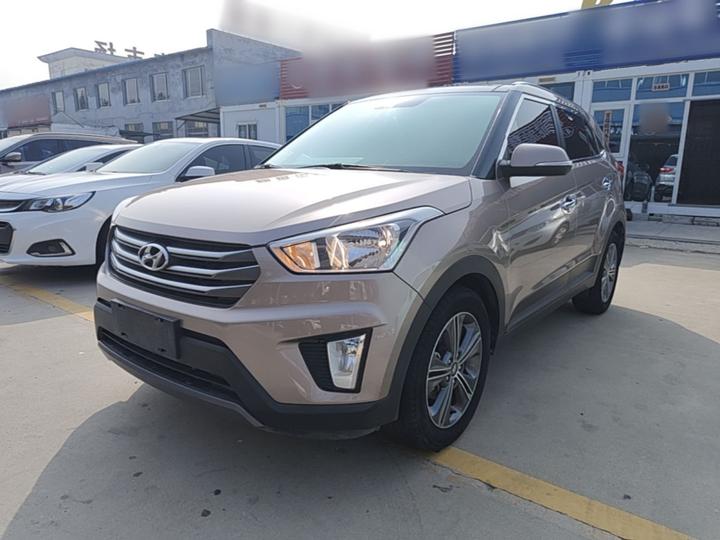ix25 2015 1.6L AT RWD Smart GLS