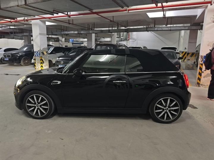 2018 1.5T COOPER CABRIO photo 4