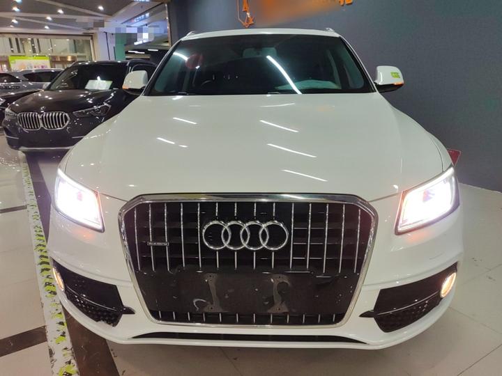 Q5 2017 Plus 40 TFSI Progressive photo 2