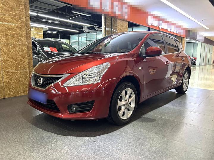 Tiida 2011 1.6L CVT Comfort