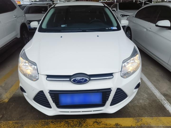 Focus 2012 Hatchback 1.6L AT Comfort photo 2