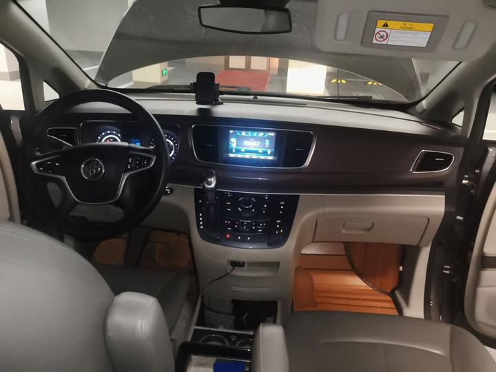GL8 2018 28T Comfort China VI photo 5