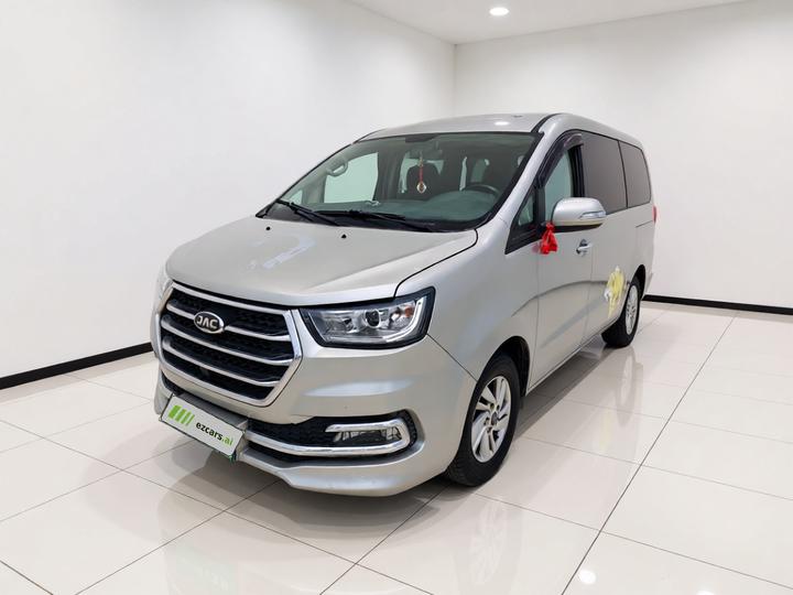 Refine M4 2017 1.9T Diesel MT Luxury Smart