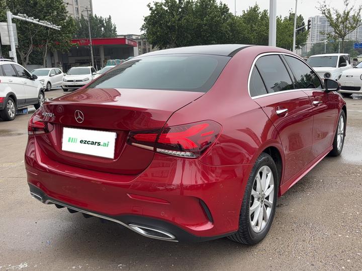 A-Class 2020 Facelift A 200 L Sport Dynamic photo 4