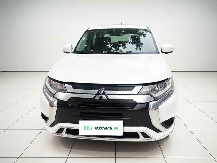 Outlander 2021 2.0L RWD Cruise 5-Seater photo 2