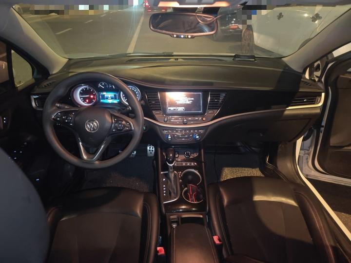 Verano 2015 Sedan 20T DCT Luxury photo 5