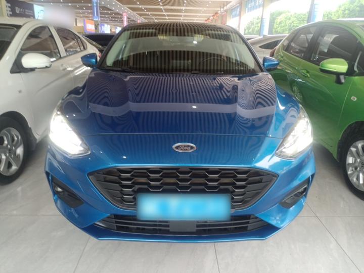 Focus 2020 Sedan EcoBoost 180 AT photo 2