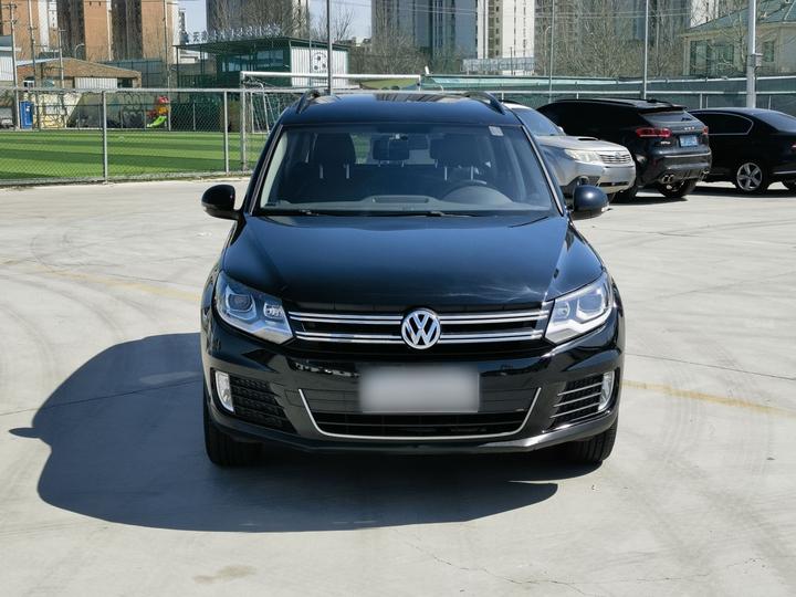 Tiguan 2015 1.8TSI AT RWD photo 2