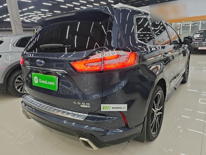 Edge 2020 EcoBoost 245 RWD 7-Seater photo 4