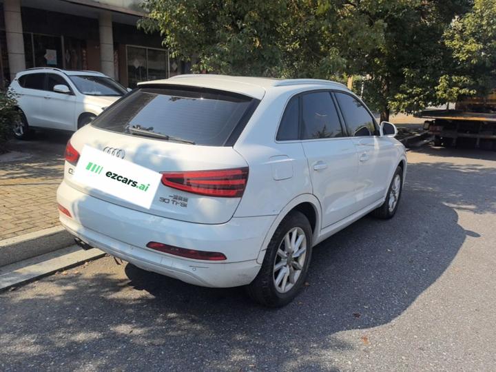 Q3 2015 30 TFSI Progressive photo 7